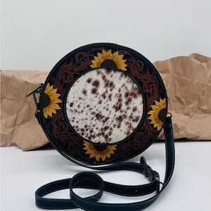 Sunflower Cowhide Round Crossbody Bag
